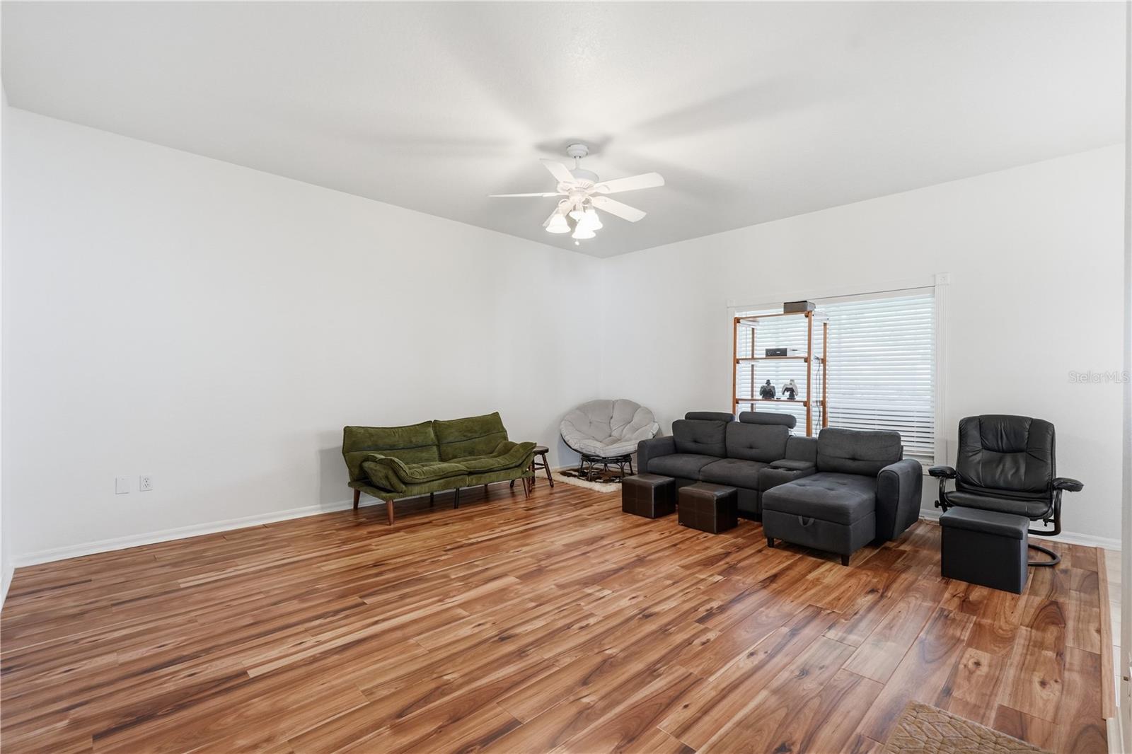 1734 MAPLELEAF BLVD, OLDSMAR, FL, 34677