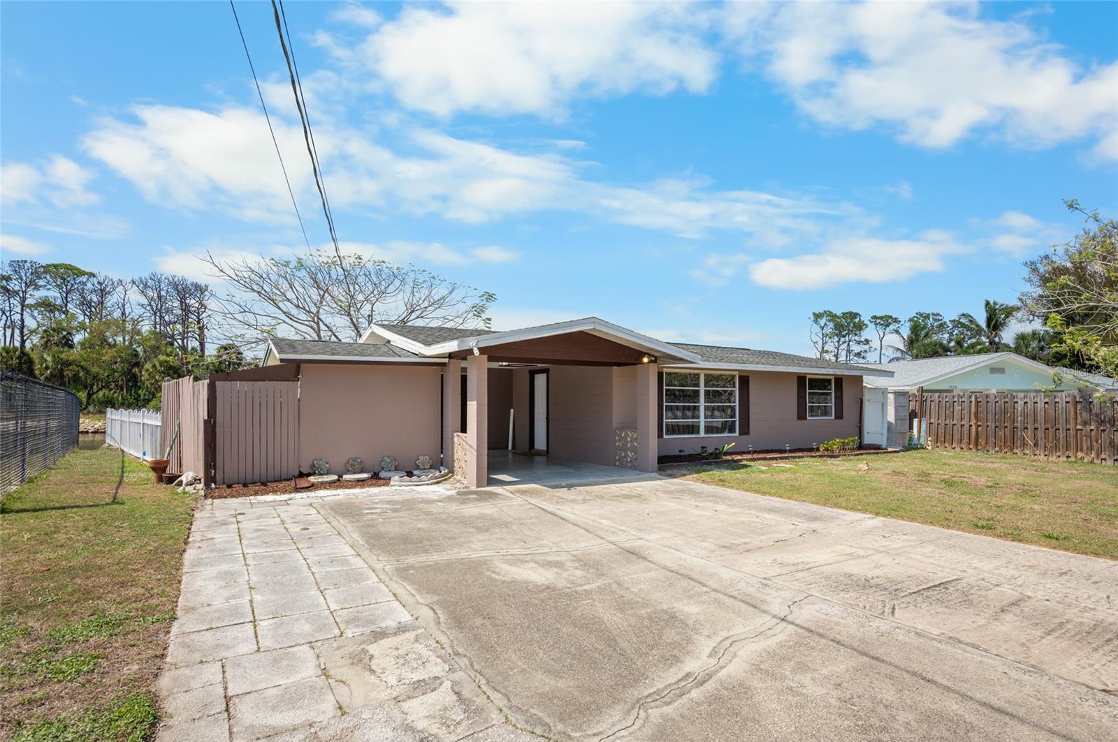 1030 DRURY LN, ENGLEWOOD, FL, 34224