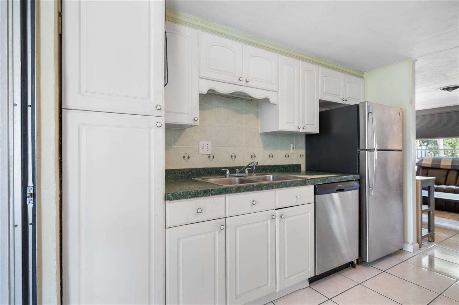 1030 DRURY LN, ENGLEWOOD, FL, 34224