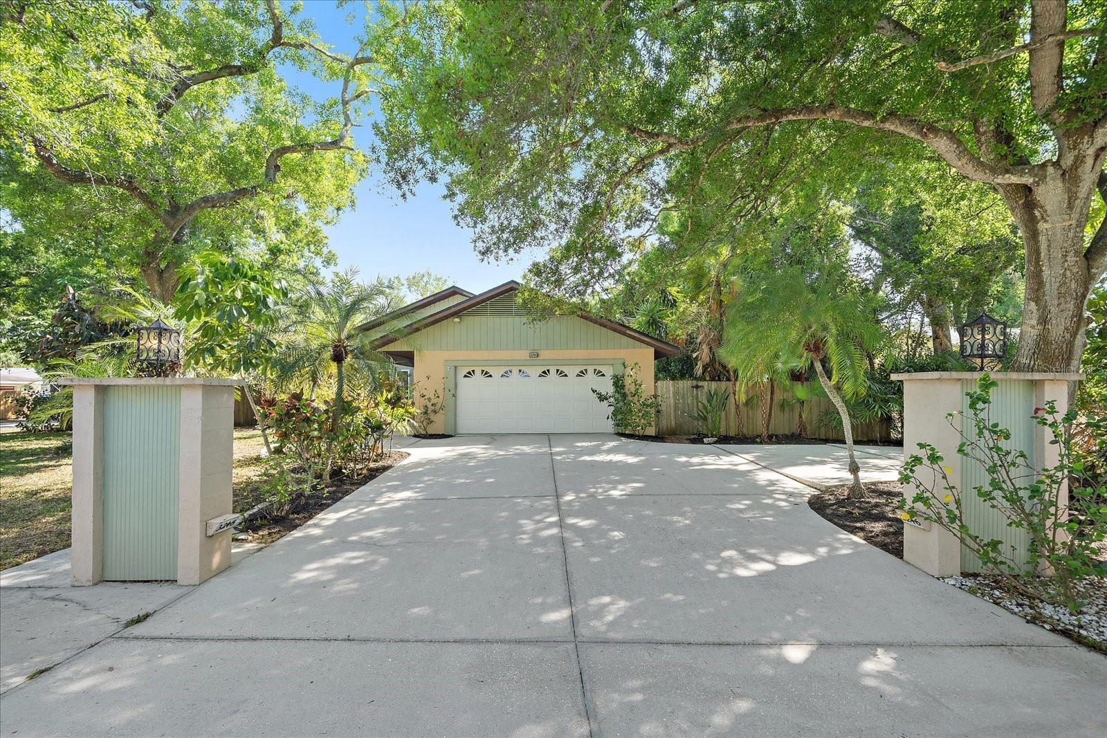 3246 MAIDEN LN, SARASOTA, FL, 34231