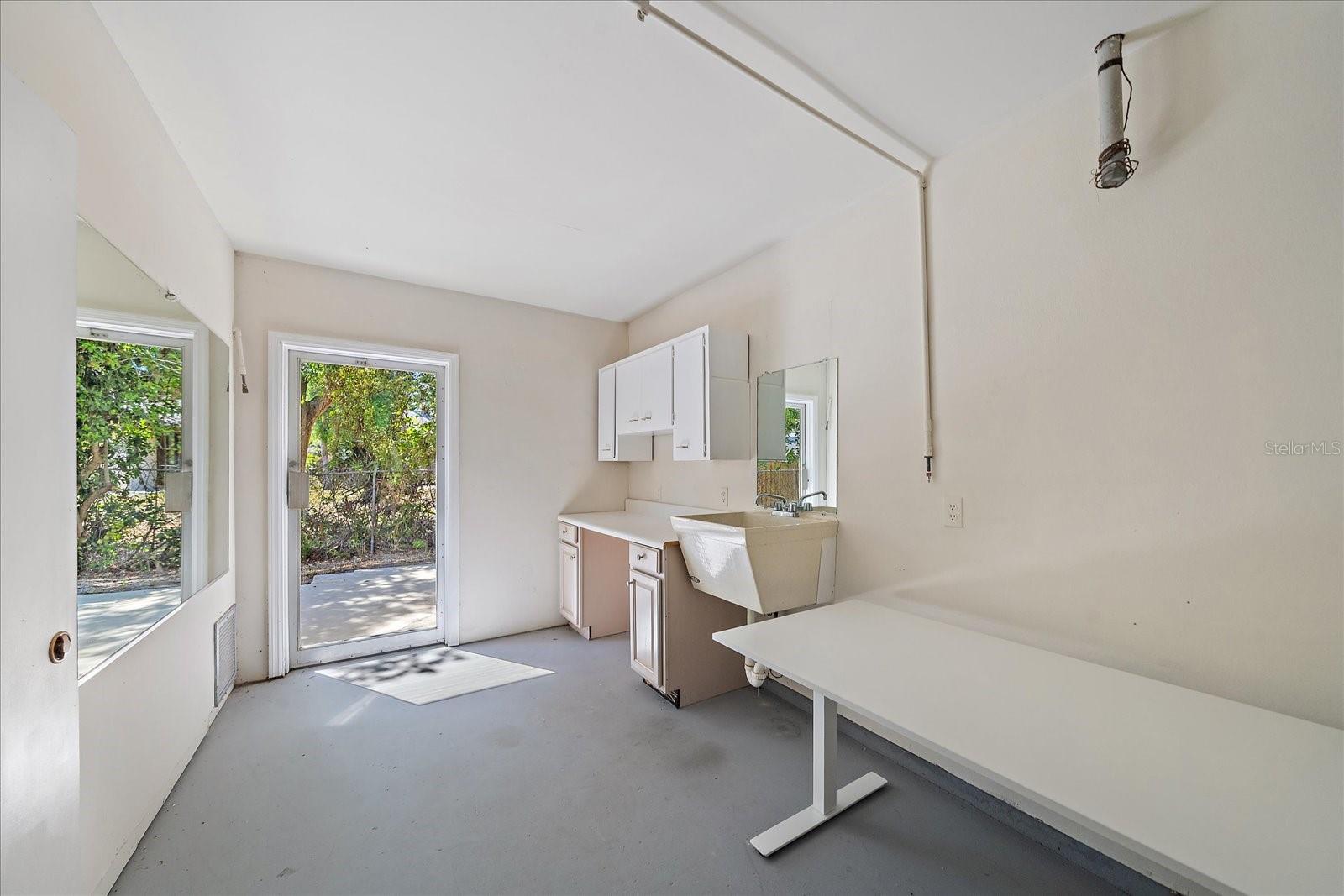 3246 MAIDEN LN, SARASOTA, FL, 34231
