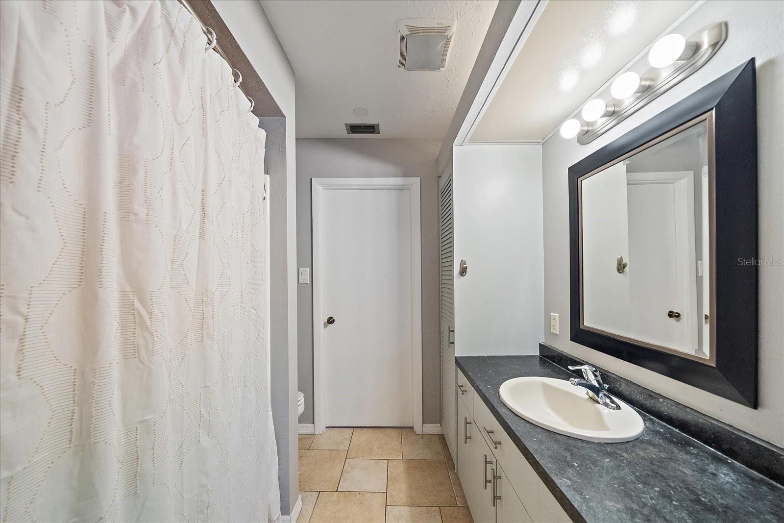 3246 MAIDEN LN, SARASOTA, FL, 34231