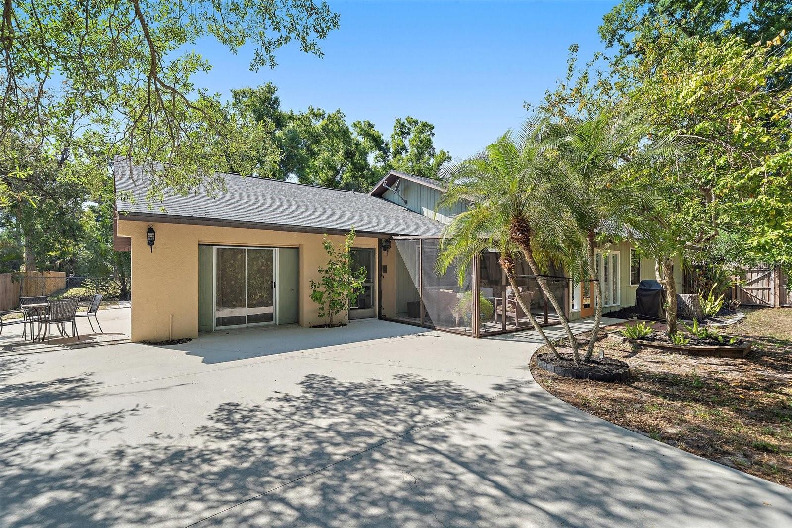 3246 MAIDEN LN, SARASOTA, FL, 34231