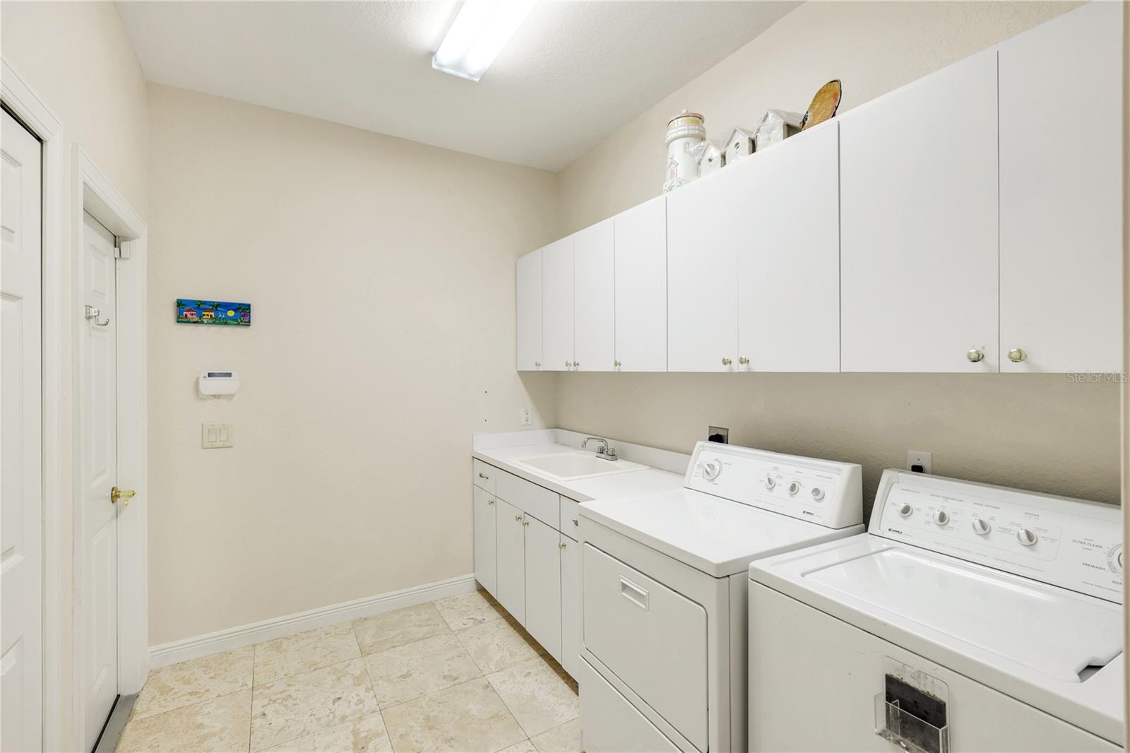 15930 CATALPA COVE DR, FORT MYERS, FL, 33908