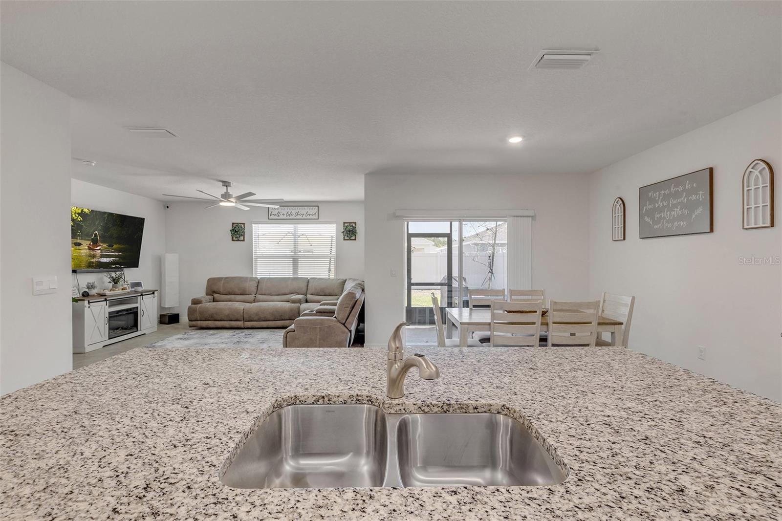 8 MELOGOLD DR, ORMOND BEACH, FL, 32174