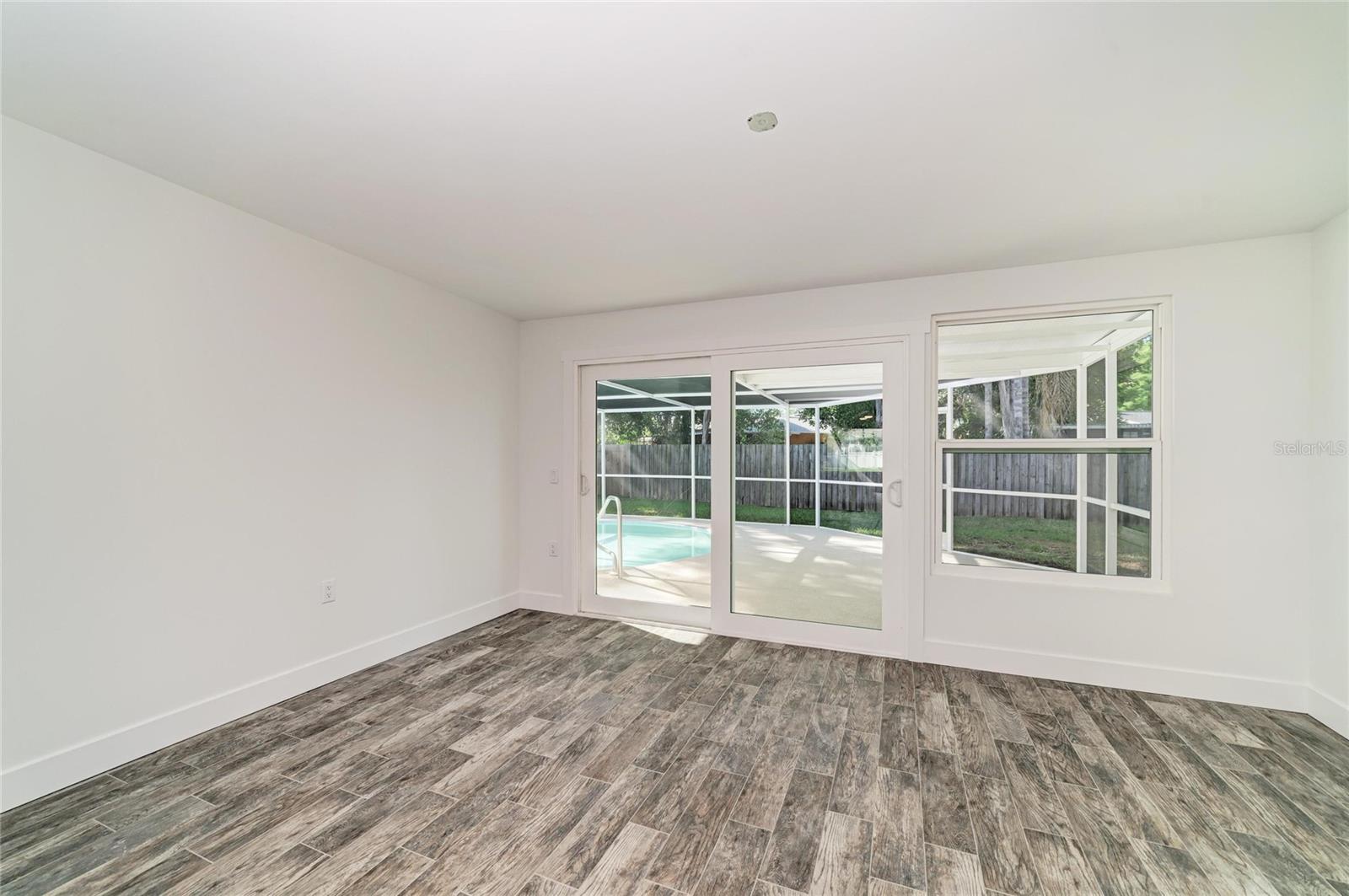 6105 7TH AVENUE DR W, BRADENTON, FL, 34209