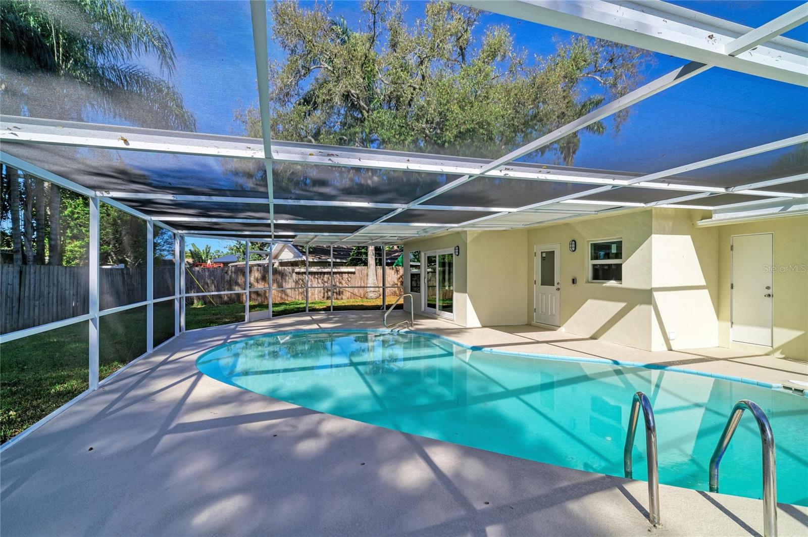 6105 7TH AVENUE DR W, BRADENTON, FL, 34209