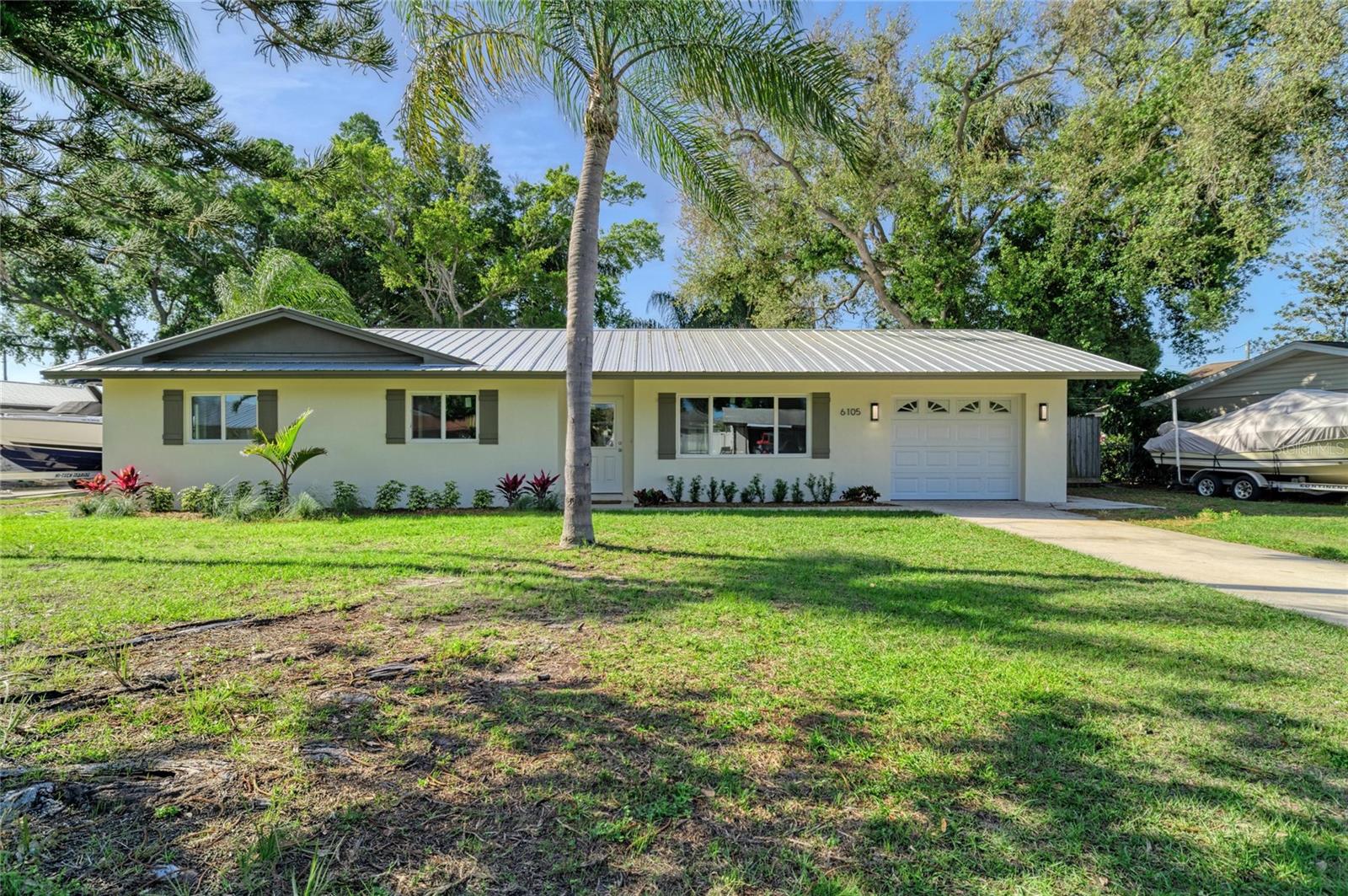 6105 7TH AVENUE DR W, BRADENTON, FL, 34209