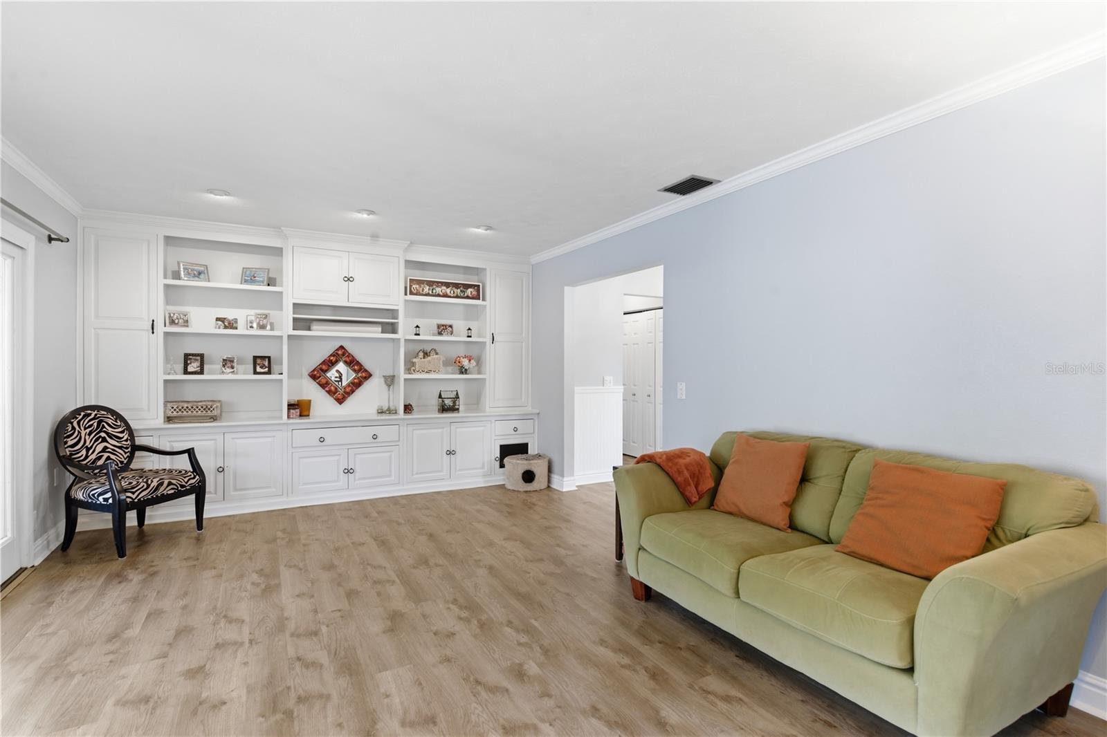 308 ELLEN WAY, BRANDON, FL, 33510