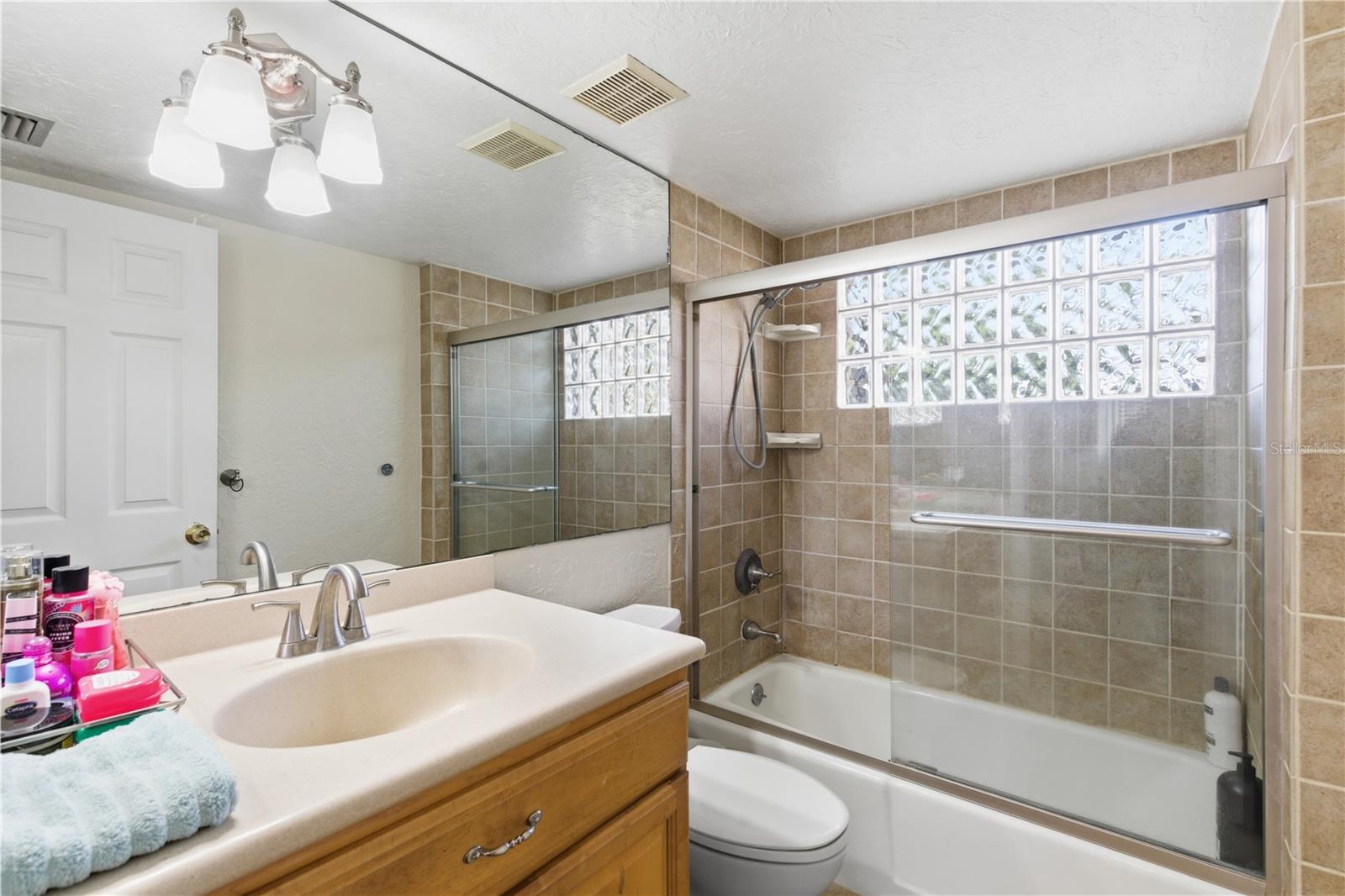 308 ELLEN WAY, BRANDON, FL, 33510