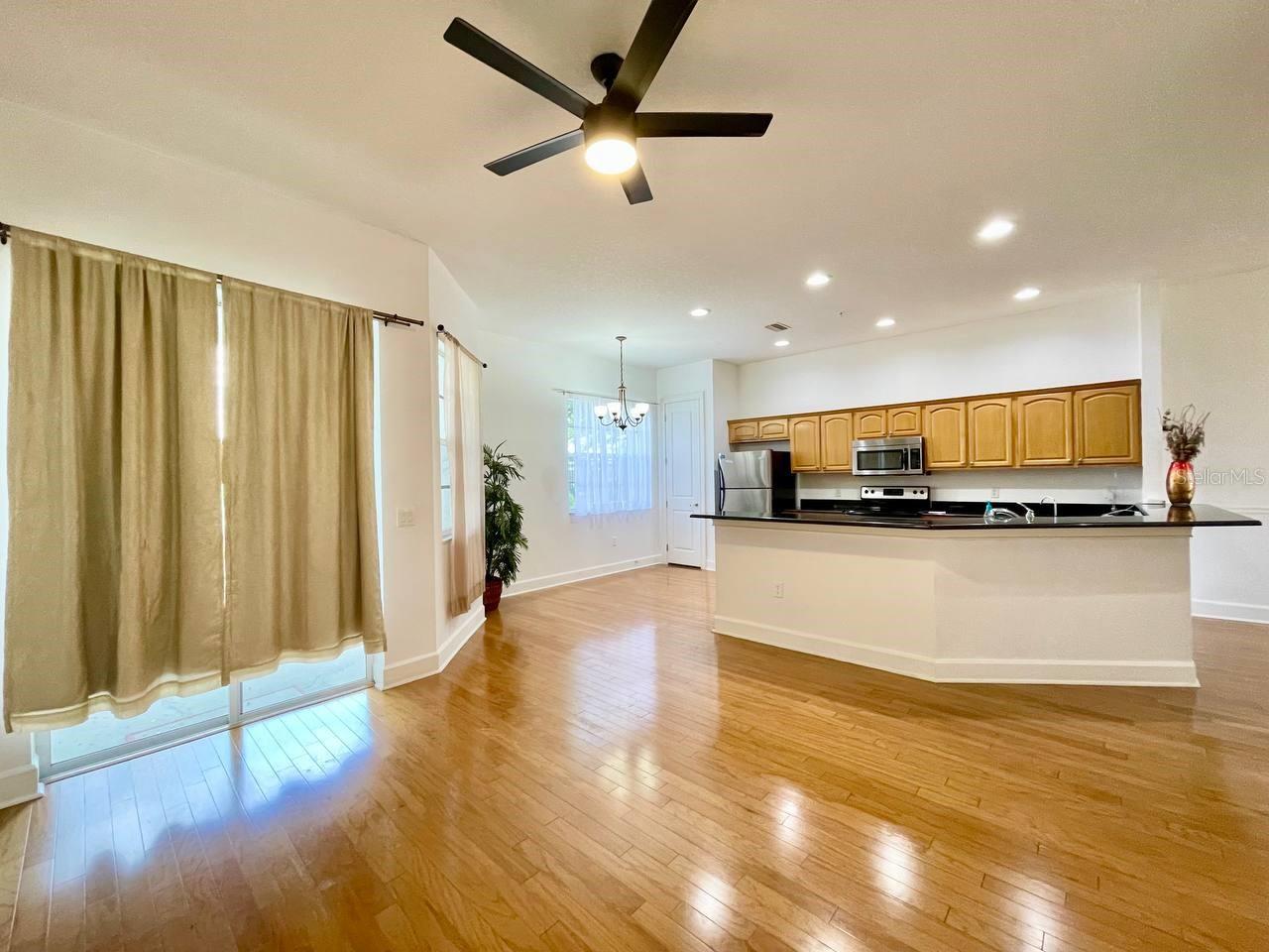 8626 MIRAMAR TERRACE CIR, TEMPLE TERRACE, FL, 33637
