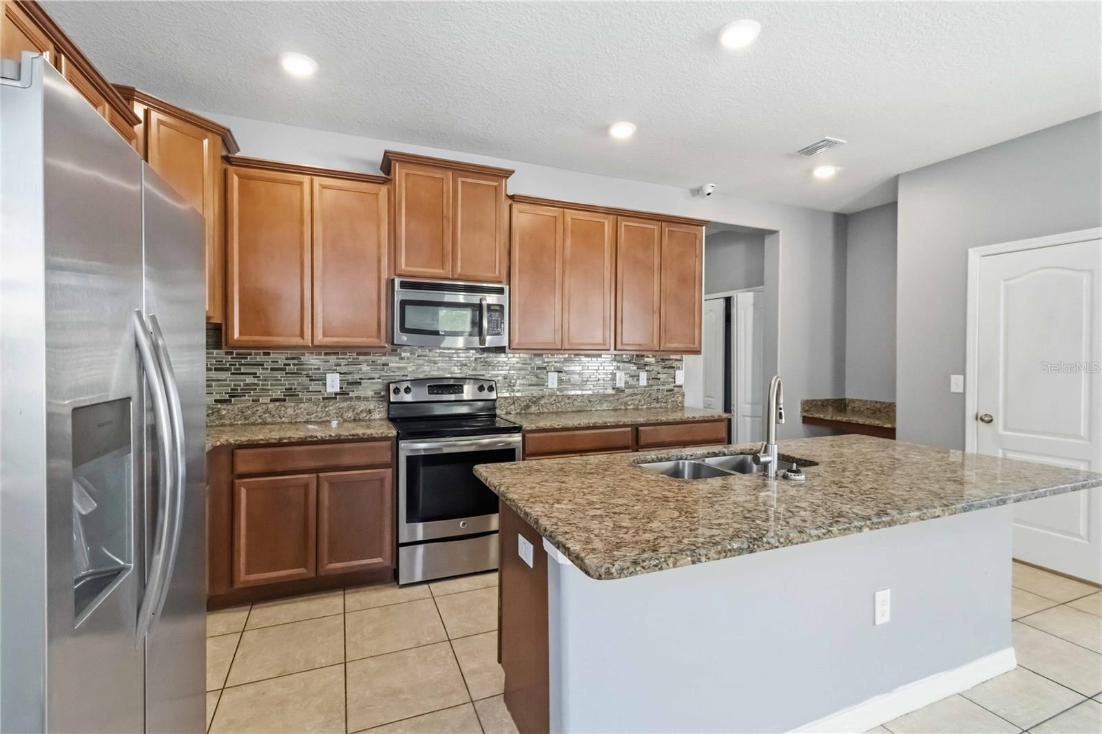 15425 LOST CREEK LN, RUSKIN, FL, 33573