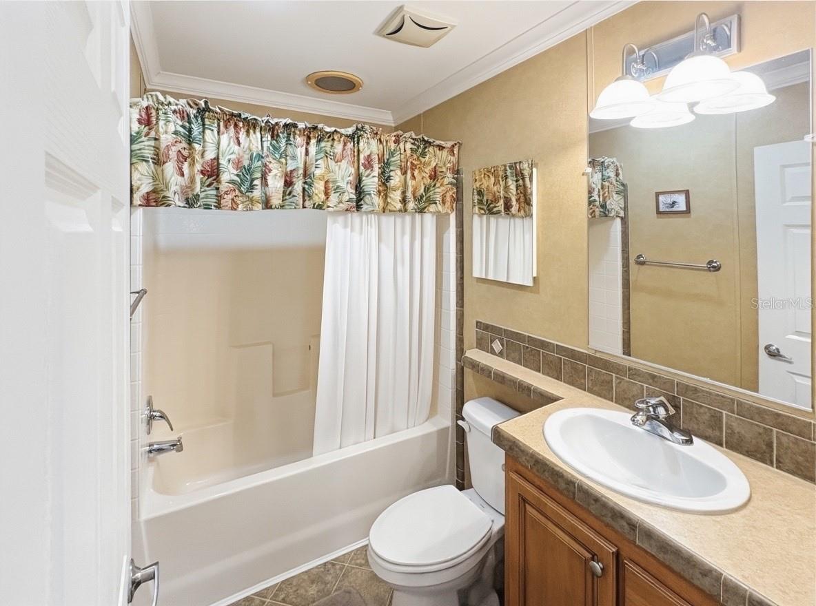 17 SEMINOLE PATH, WILDWOOD, FL, 34785