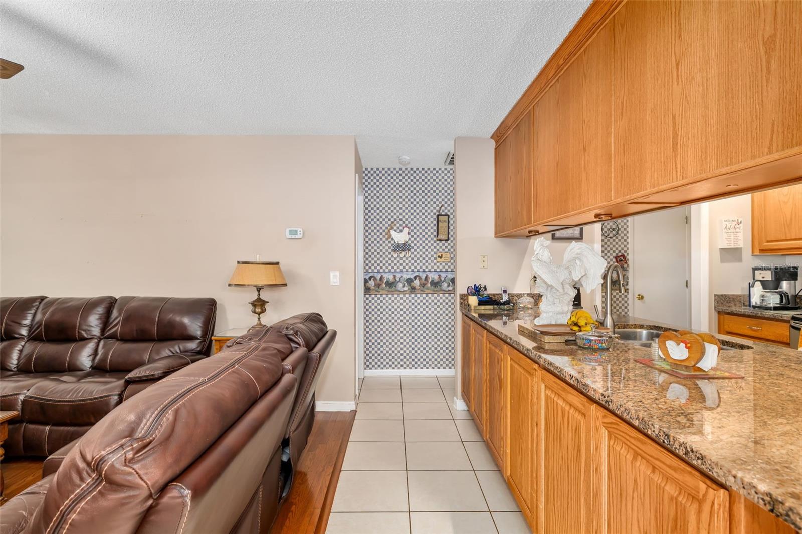 2005 39TH ST W, BRADENTON, FL, 34205