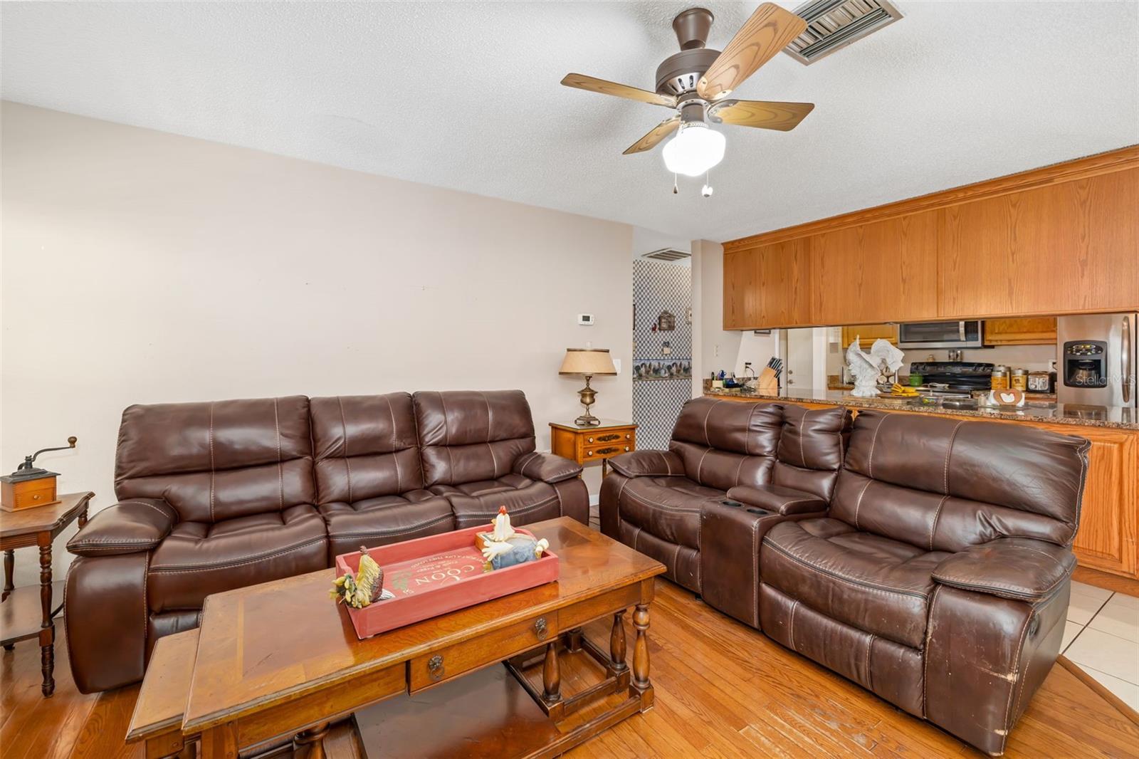 2005 39TH ST W, BRADENTON, FL, 34205