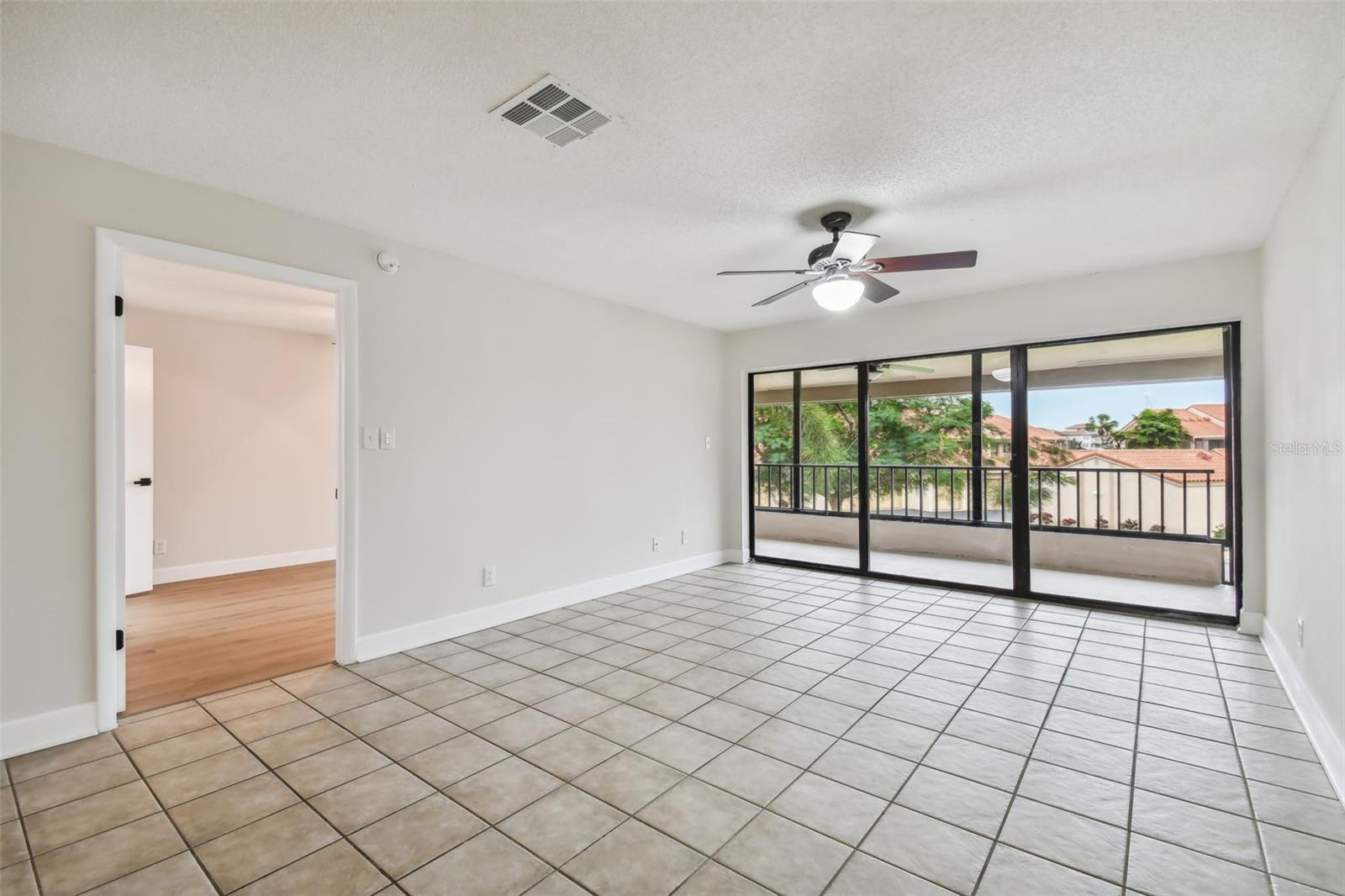 4800 BRITTANY DR S #102, ST PETERSBURG, FL, 33715