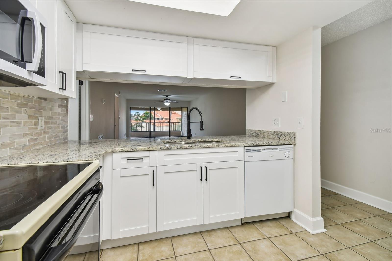 4800 BRITTANY DR S #102, ST PETERSBURG, FL, 33715