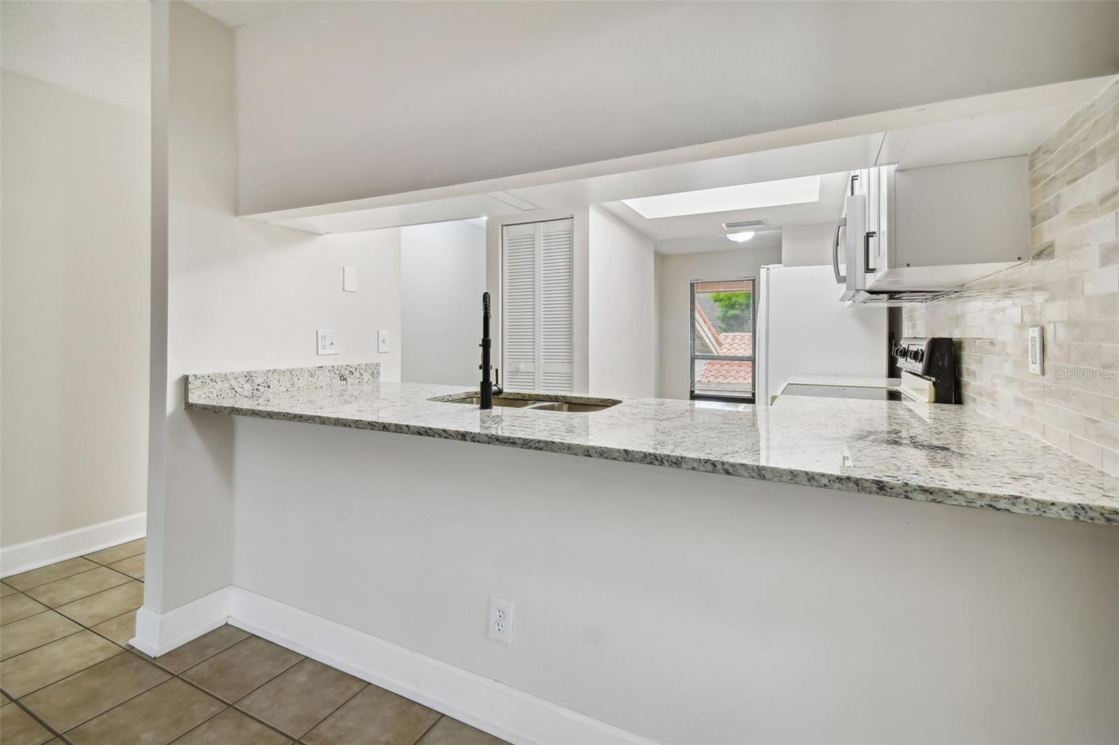 4800 BRITTANY DR S #102, ST PETERSBURG, FL, 33715