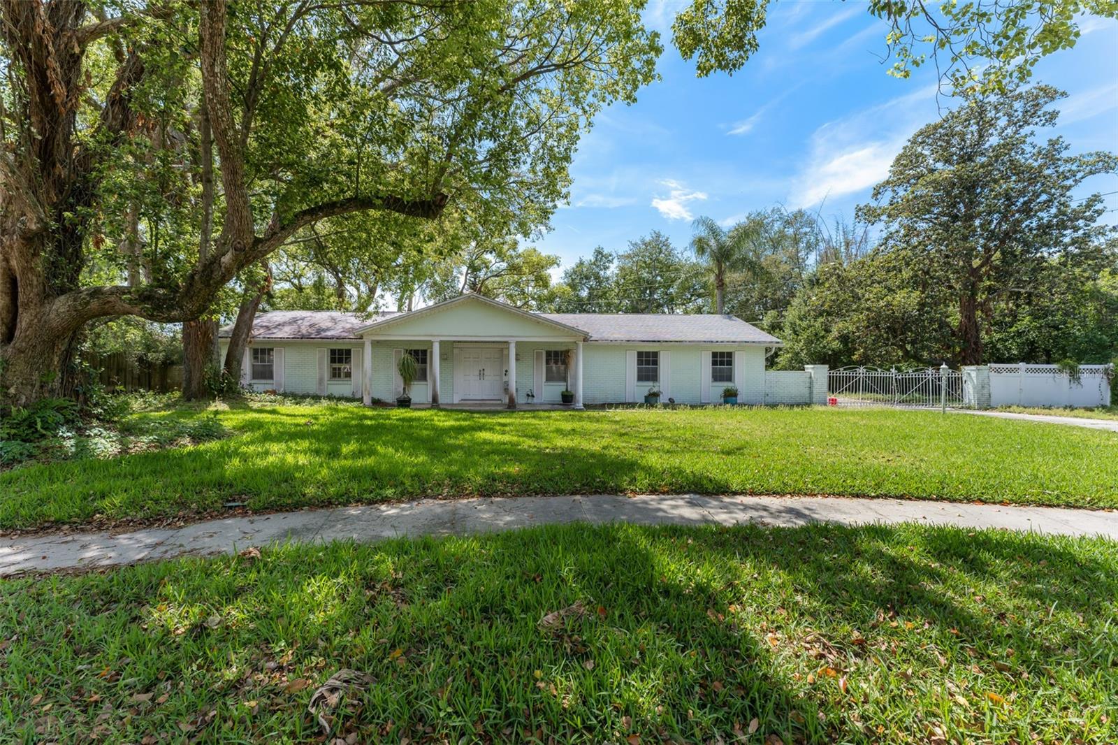300 MONTICELLO DR, ALTAMONTE SPRINGS, FL, 32701