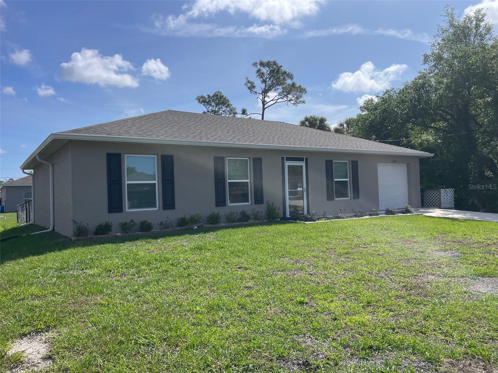 5226 FARMINGTON AVE, NORTH PORT, FL, 34288
