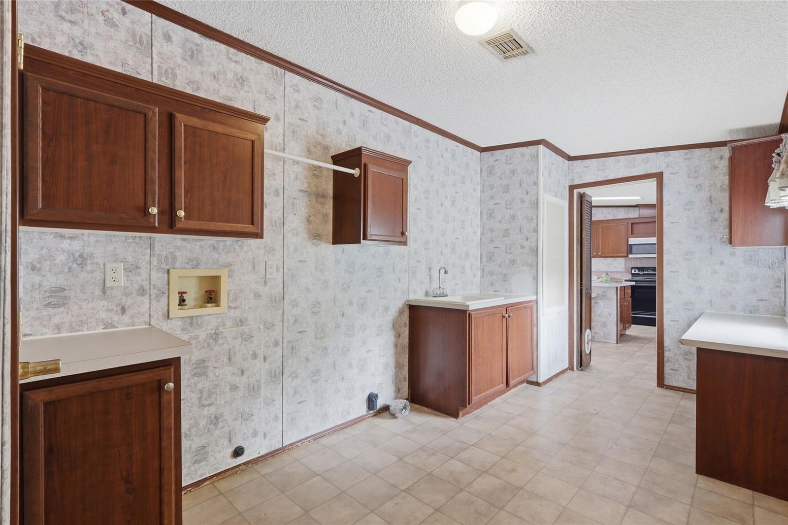 7140 ELWOOD RD, ZEPHYRHILLS, FL, 33540