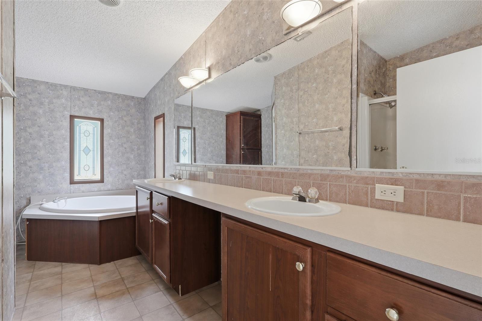 7140 ELWOOD RD, ZEPHYRHILLS, FL, 33540