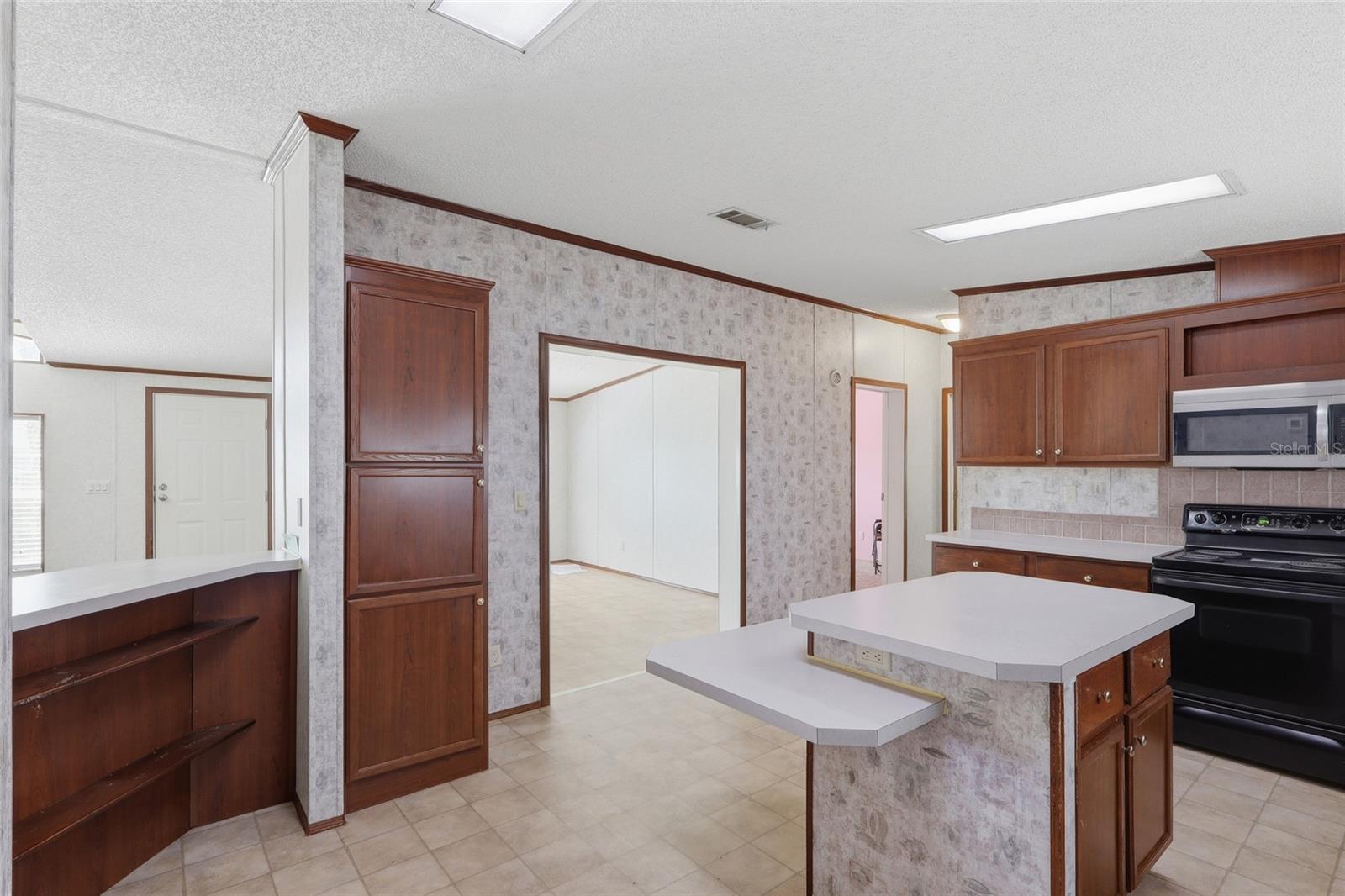 7140 ELWOOD RD, ZEPHYRHILLS, FL, 33540