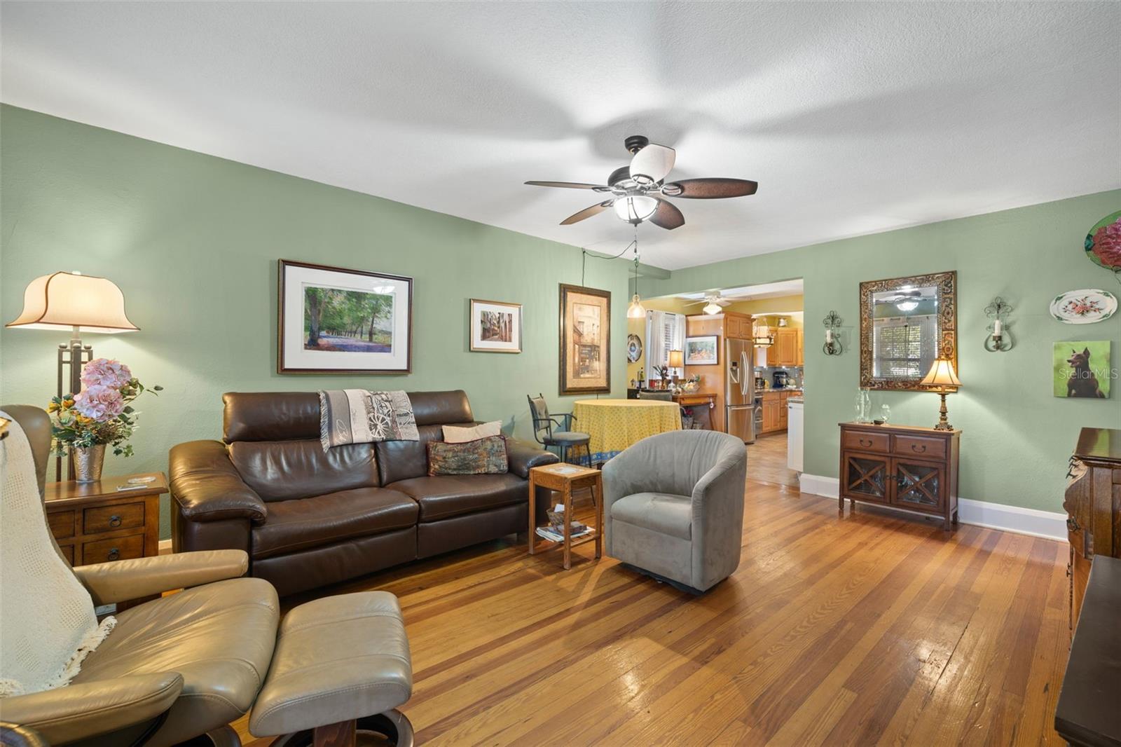 1035 E ROBSON ST, TAMPA, FL, 33604