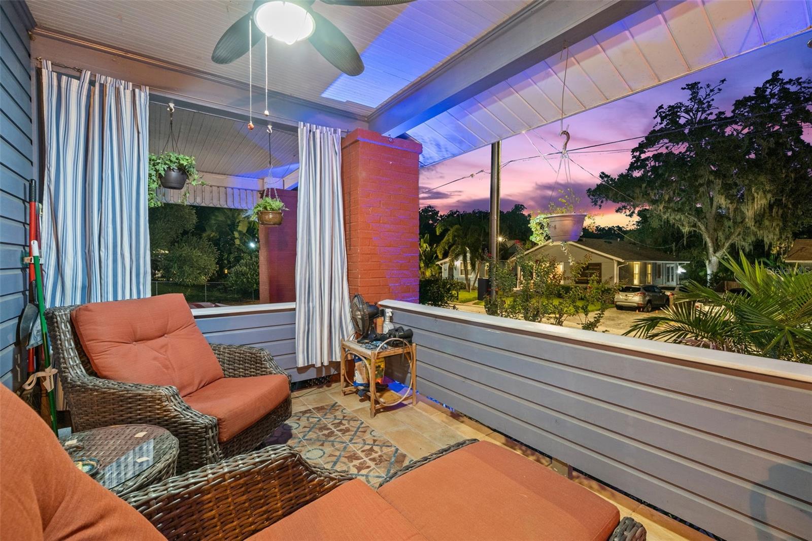 1035 E ROBSON ST, TAMPA, FL, 33604