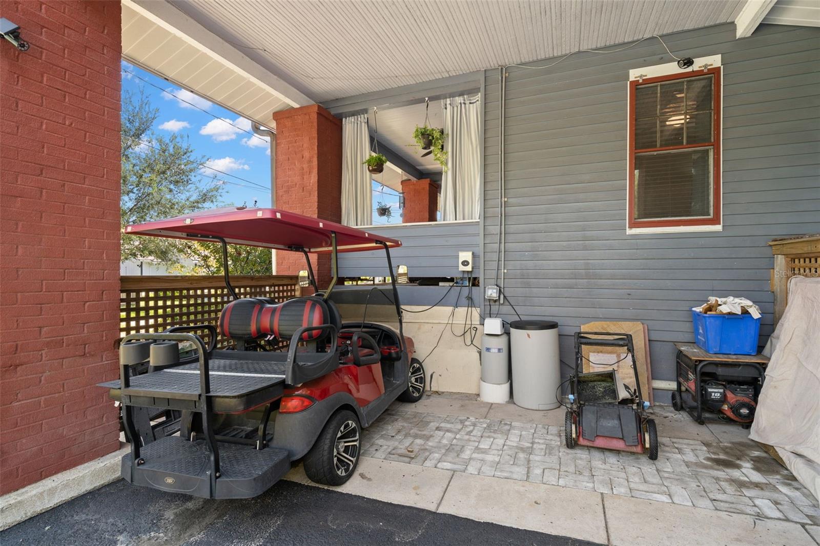 1035 E ROBSON ST, TAMPA, FL, 33604