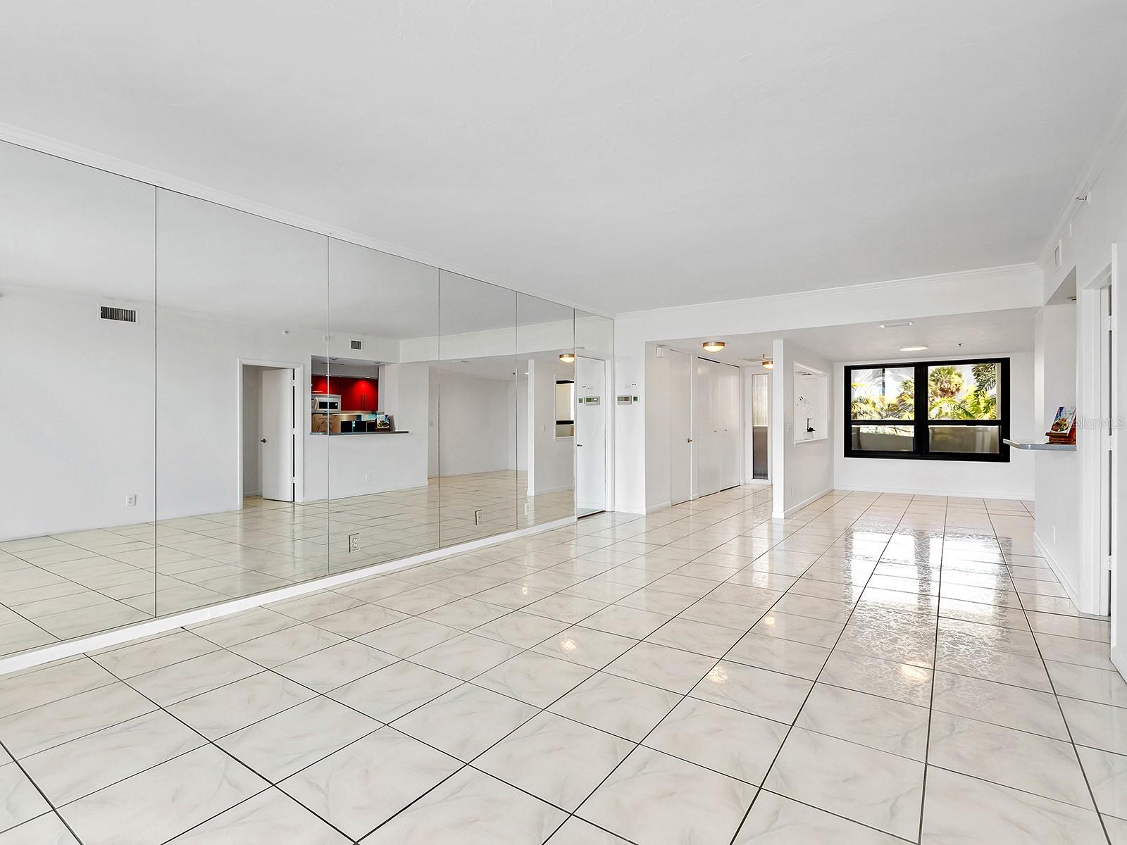 1255 N GULFSTREAM AVE #205, SARASOTA, FL, 34236