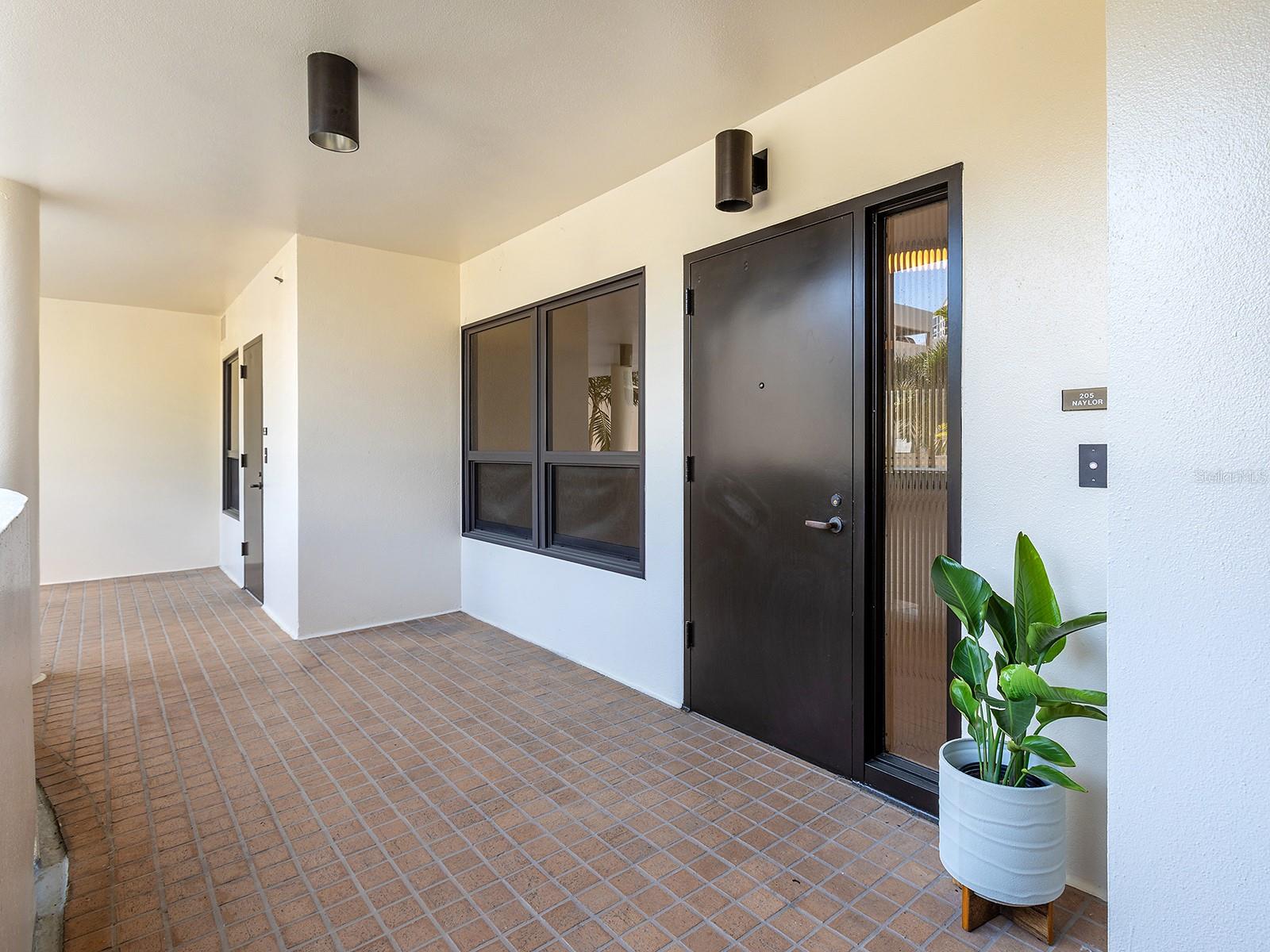 1255 N GULFSTREAM AVE #205, SARASOTA, FL, 34236