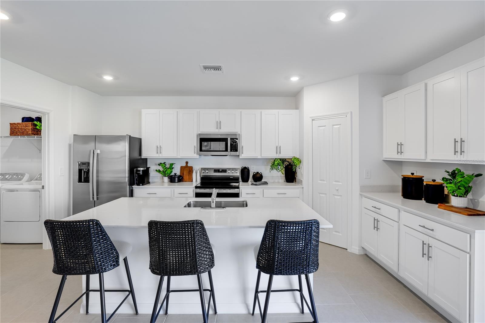 3821 AMBERSWEET XING, PARRISH, FL, 34219