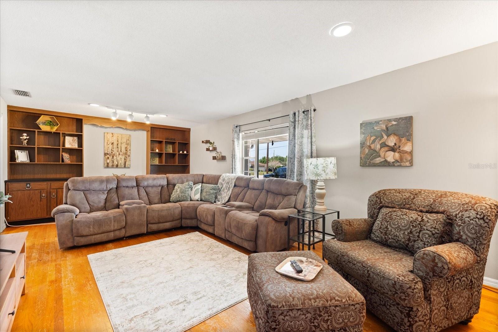 2906 E GRANT AVE, ORLANDO, FL, 32806