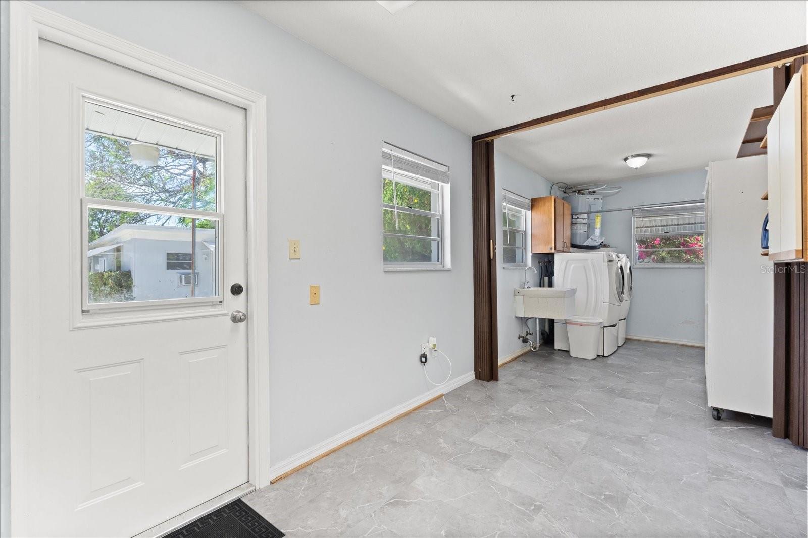2906 E GRANT AVE, ORLANDO, FL, 32806