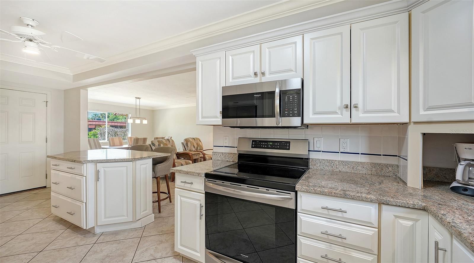 9538 AZURE CV, BRADENTON, FL, 34210