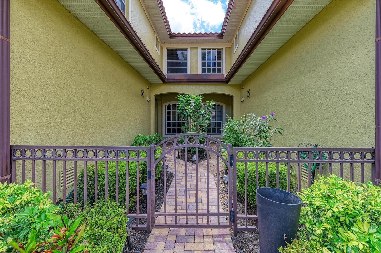 8409 MIRAMAR WAY #102, LAKEWOOD RANCH, FL, 34202