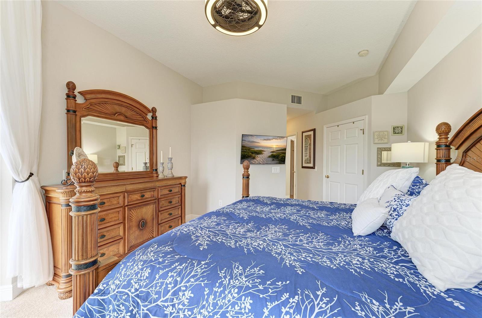 8409 MIRAMAR WAY #102, LAKEWOOD RANCH, FL, 34202