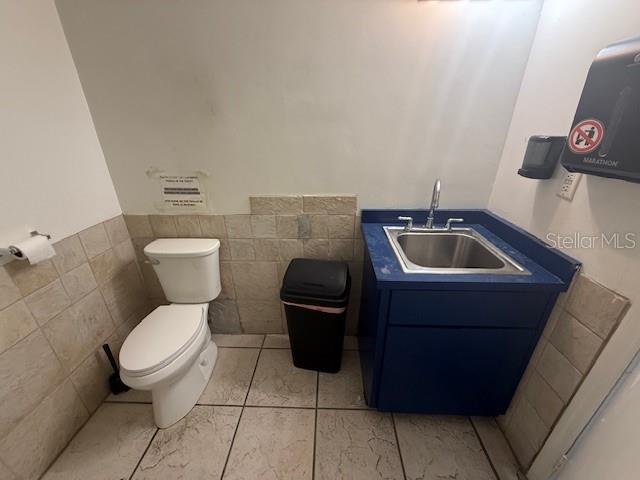 3852 L B MCLEOD RD, ORLANDO, FL, 32805