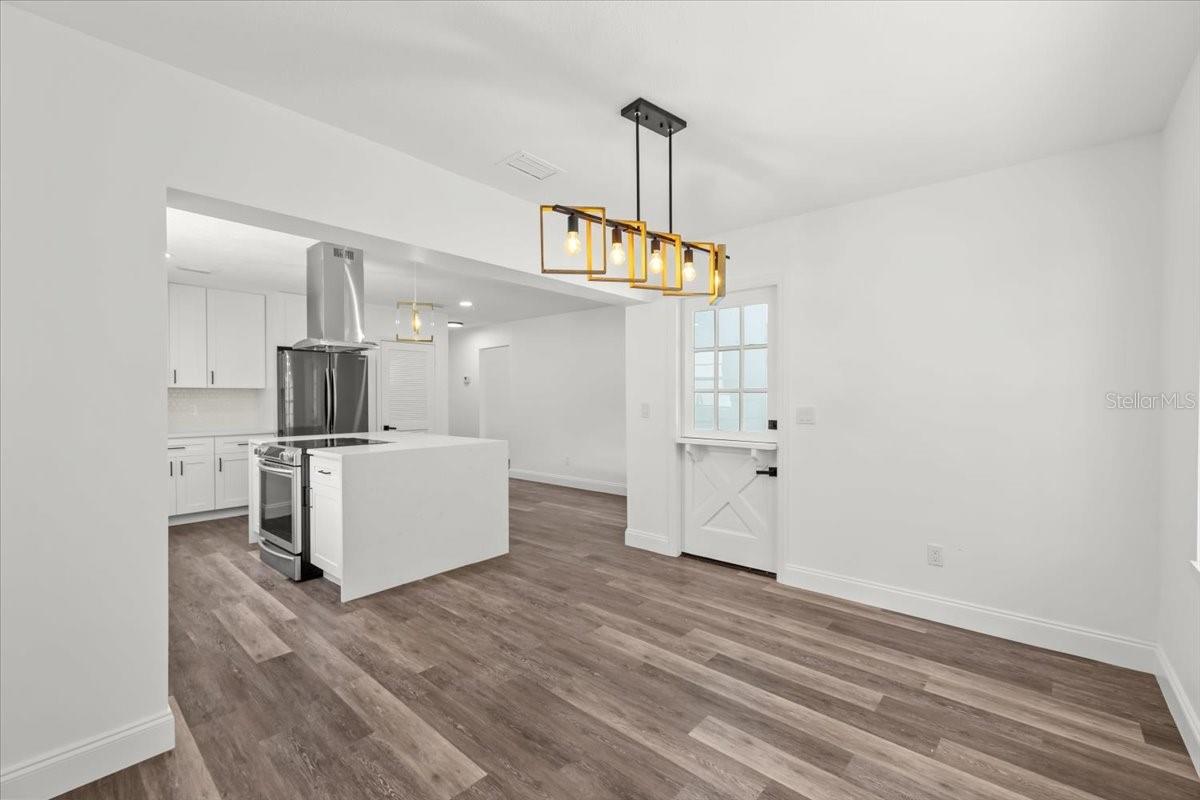 11218 CREEKVIEW DR, RIVERVIEW, FL, 33569