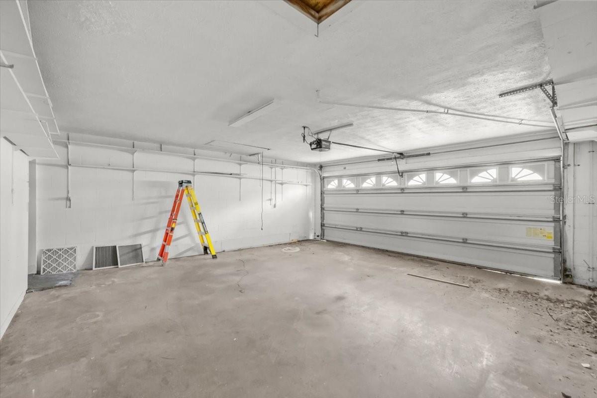 11218 CREEKVIEW DR, RIVERVIEW, FL, 33569