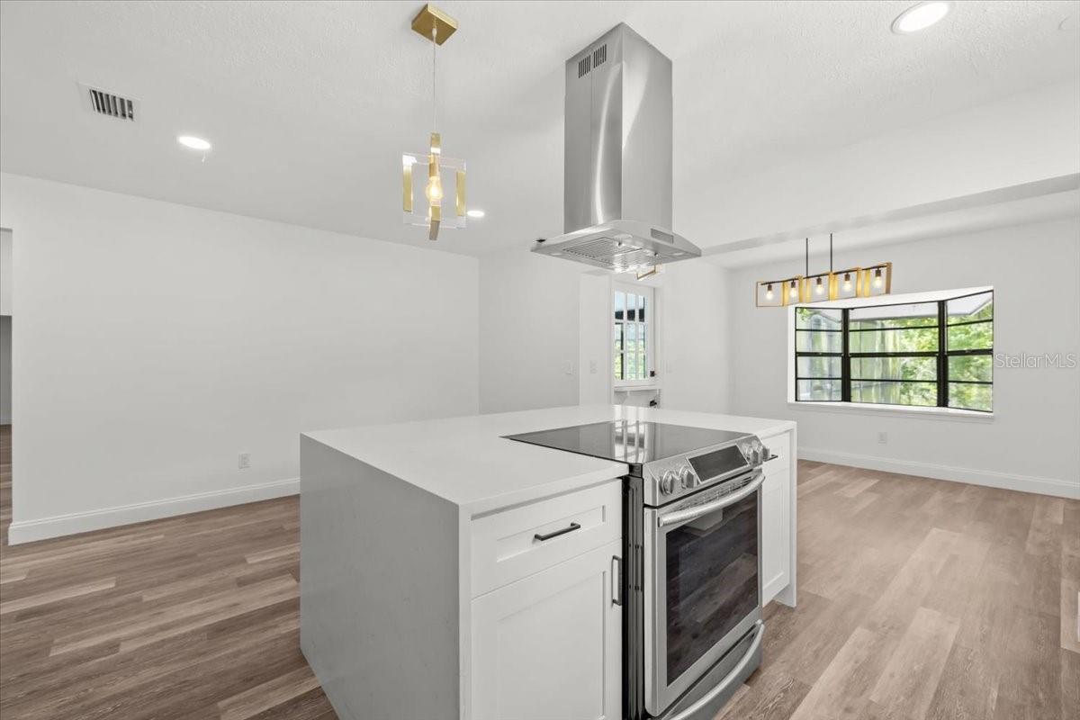 11218 CREEKVIEW DR, RIVERVIEW, FL, 33569