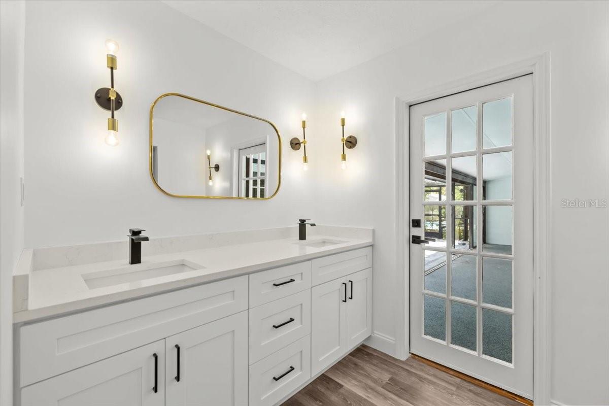 11218 CREEKVIEW DR, RIVERVIEW, FL, 33569