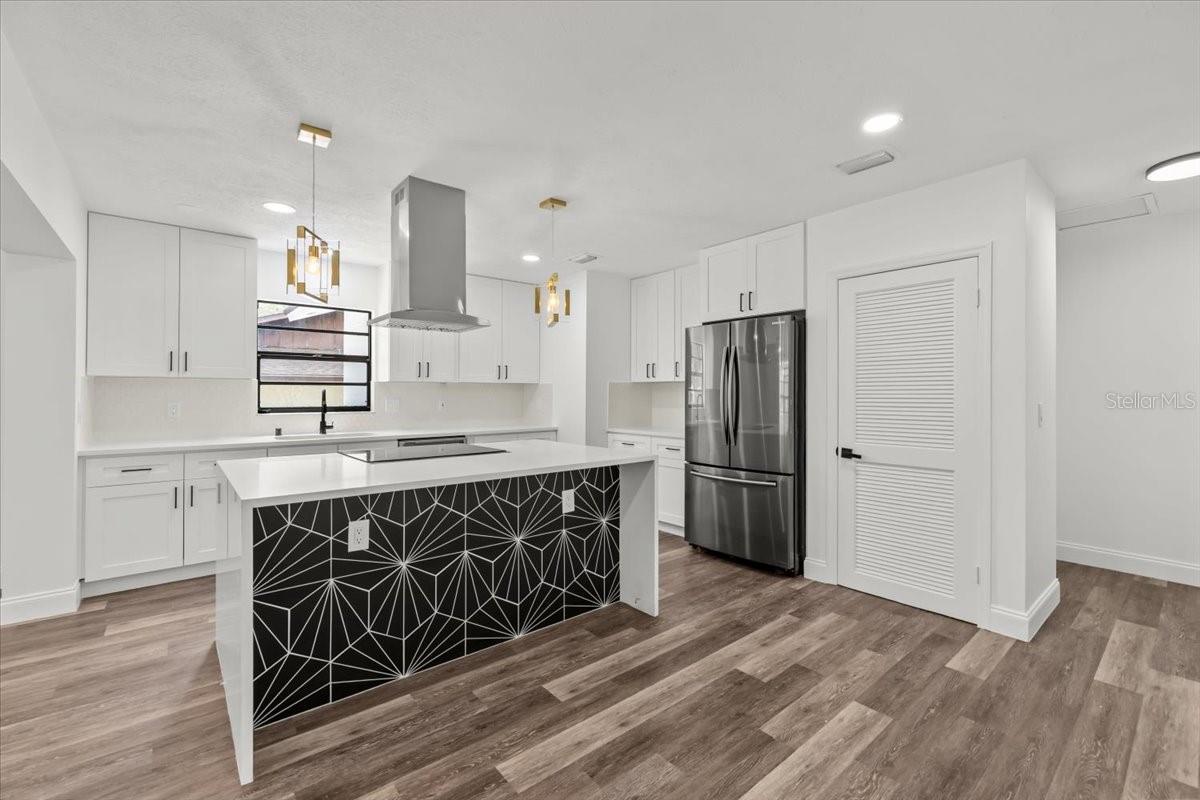 11218 CREEKVIEW DR, RIVERVIEW, FL, 33569