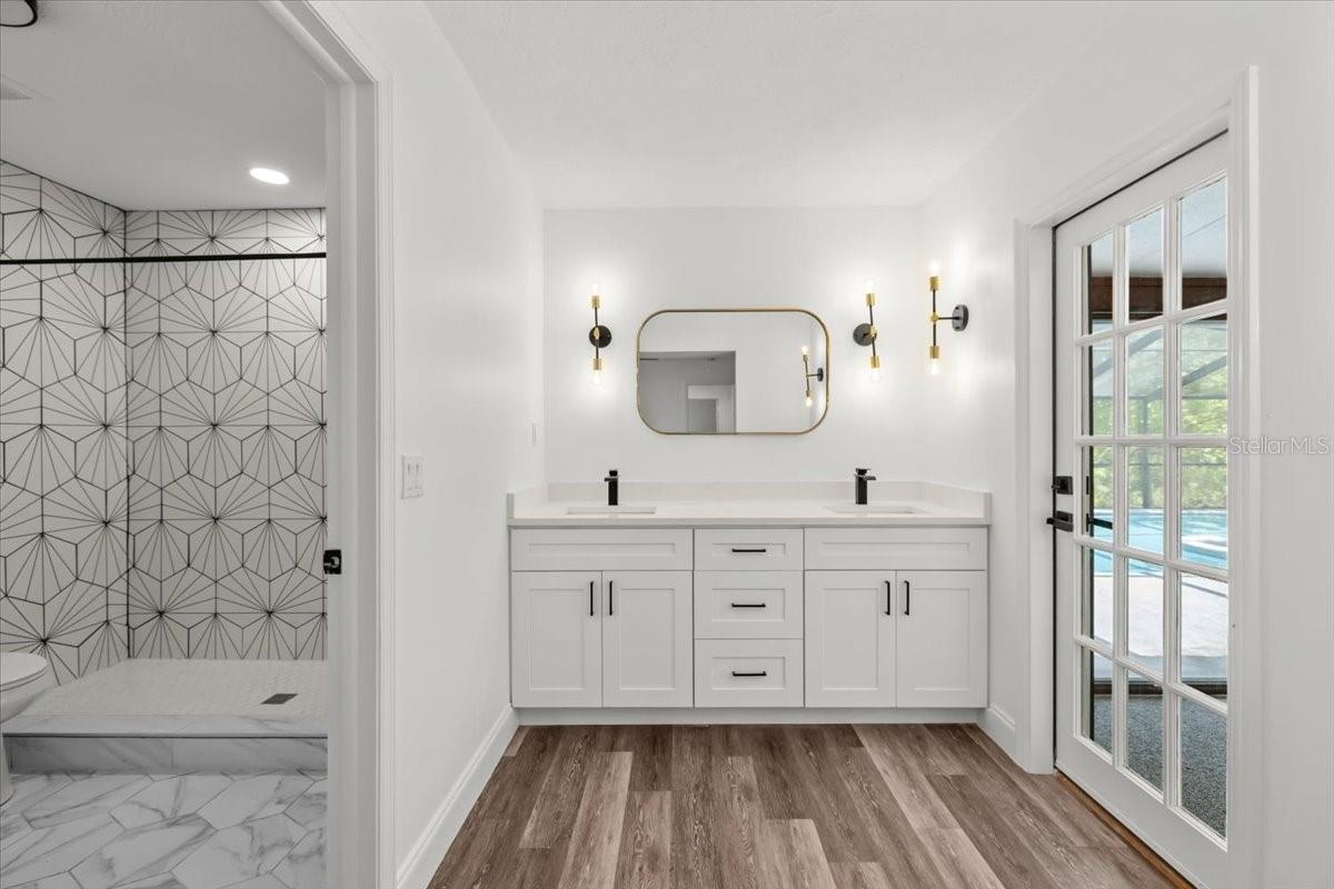 11218 CREEKVIEW DR, RIVERVIEW, FL, 33569