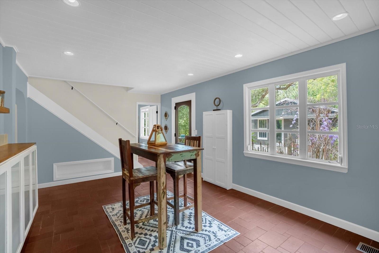 331 OLD EUSTIS RD, MOUNT DORA, FL, 32757