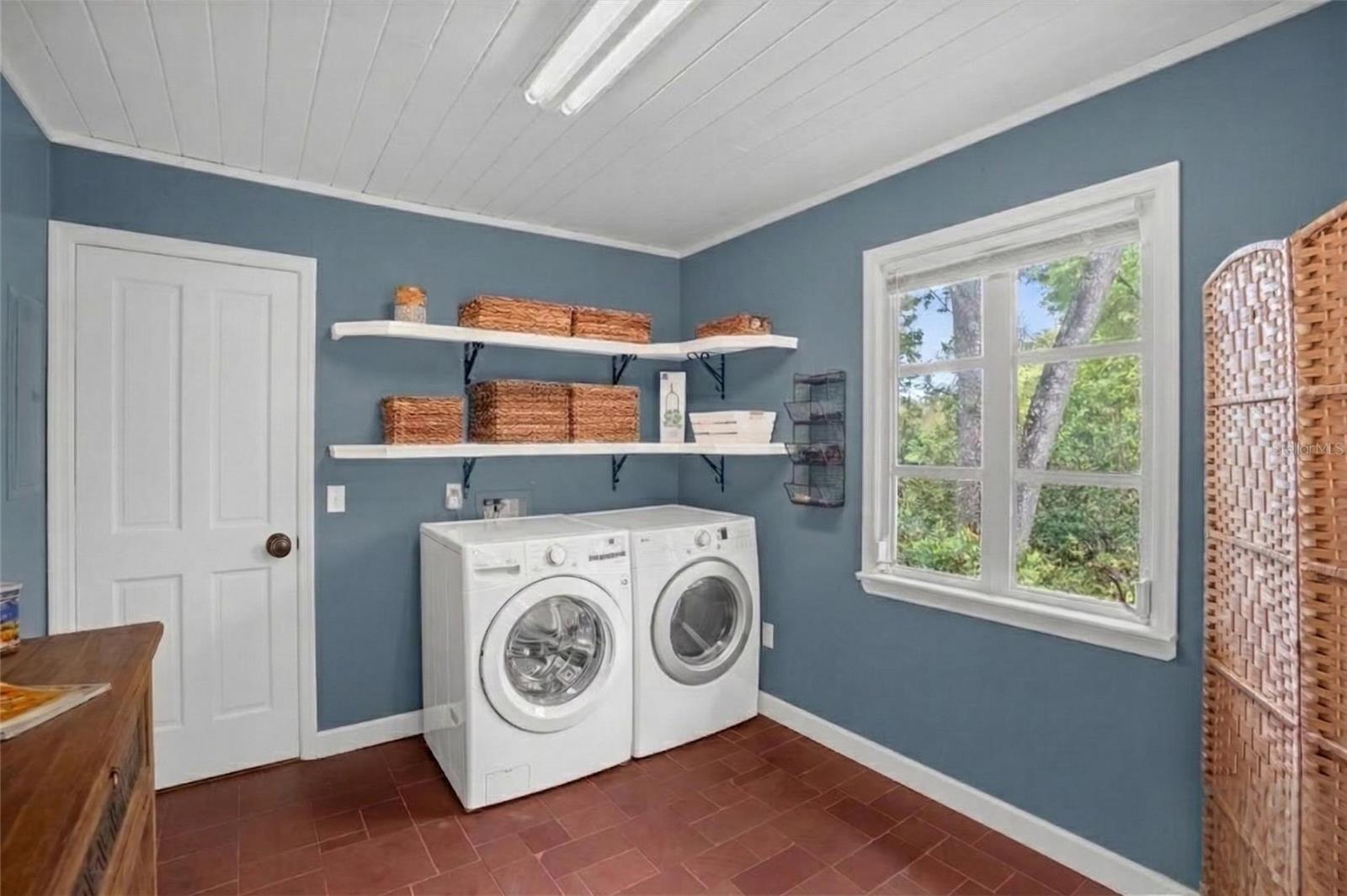 331 OLD EUSTIS RD, MOUNT DORA, FL, 32757