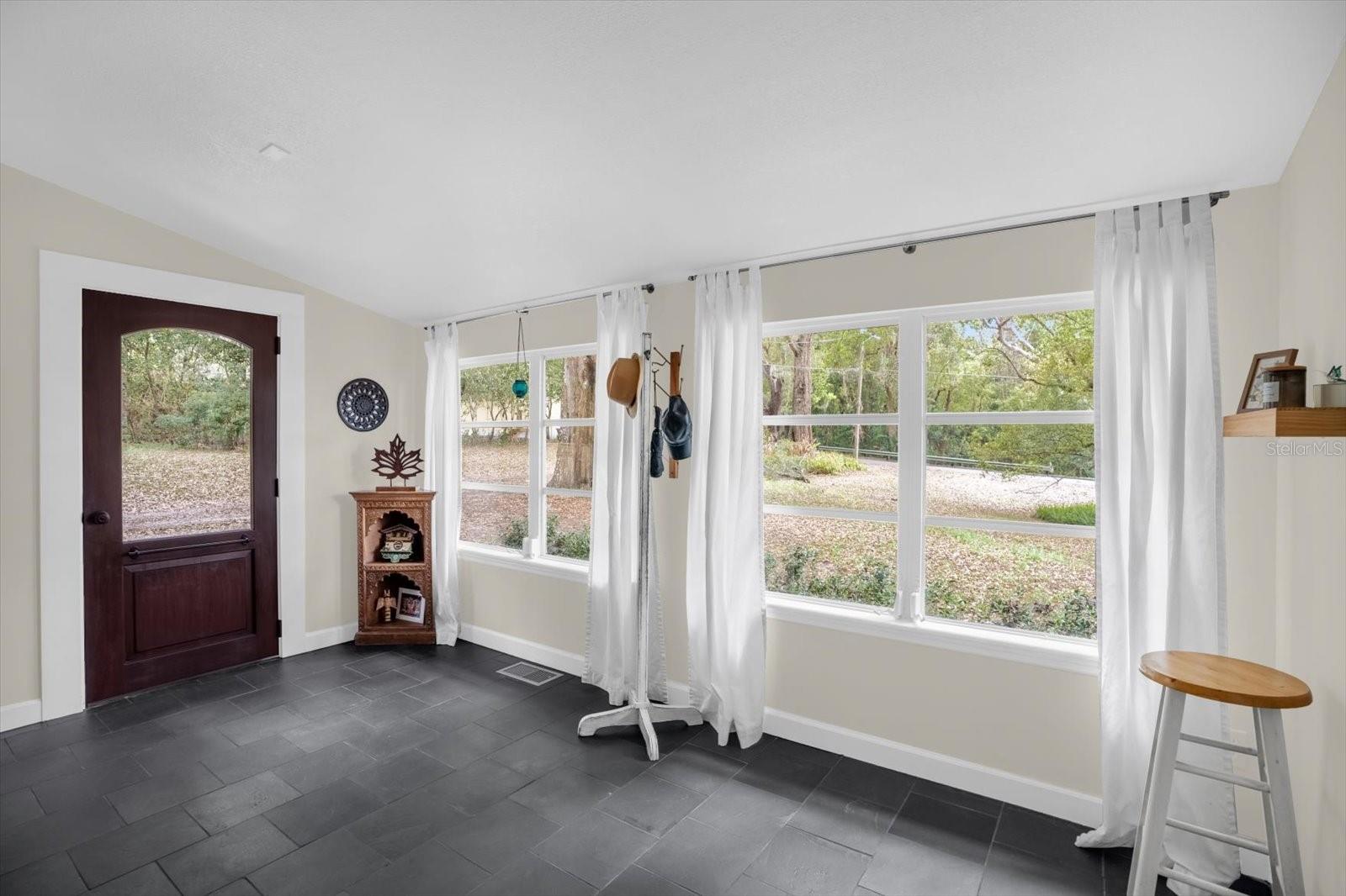 331 OLD EUSTIS RD, MOUNT DORA, FL, 32757