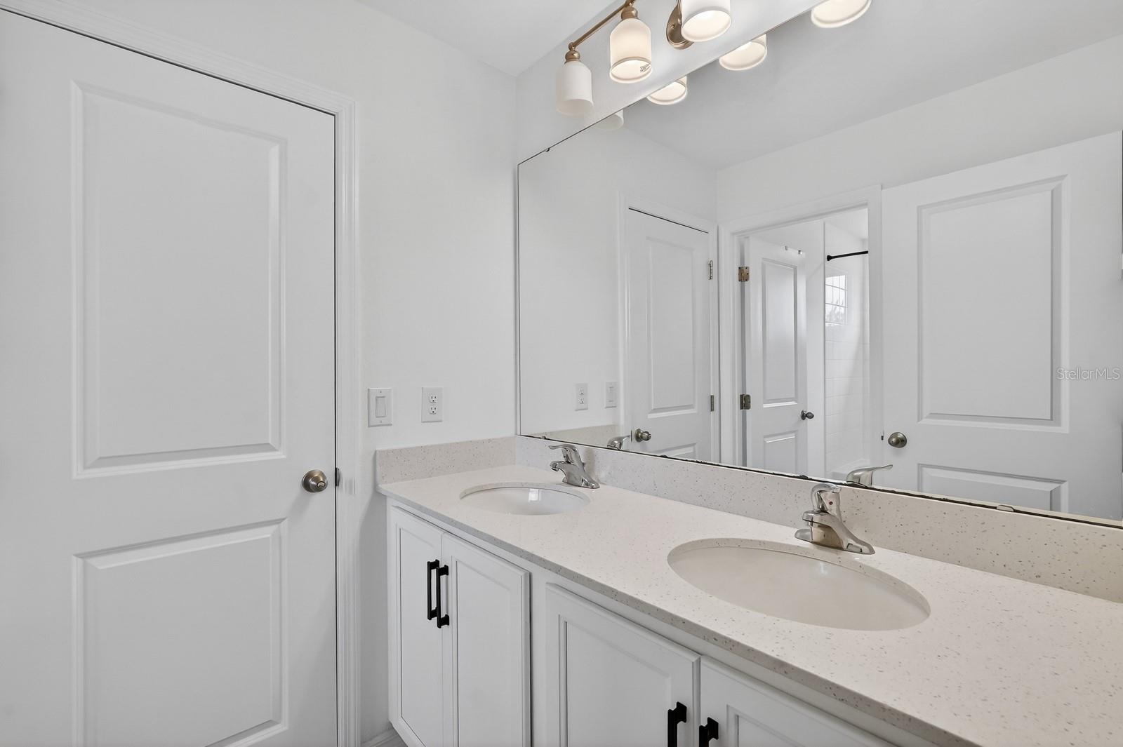 1611 MEADOWLARK DR, DELTONA, FL, 32725