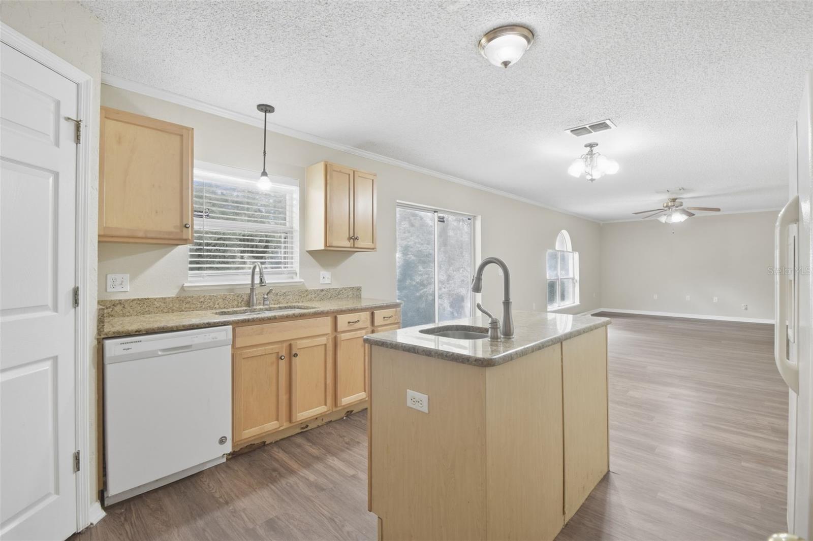 12916 PARKINGTON DR, GIBSONTON, FL, 33534